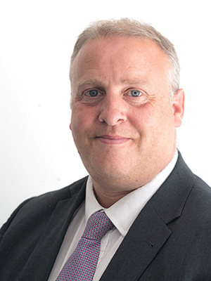 Portrait of Jason Baker.